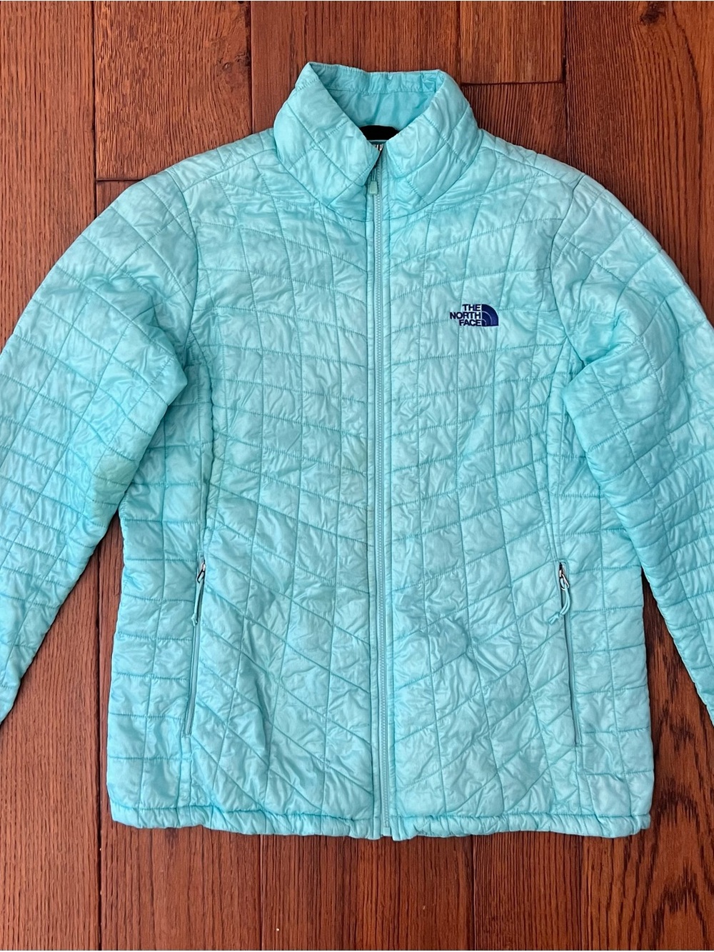 The North Face Women’s Light Aqua Thermoball Jacket